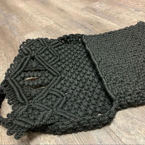 BLACK MACRAME CROCHET SHOULDER BAG PURSE - Picture 4 of 8